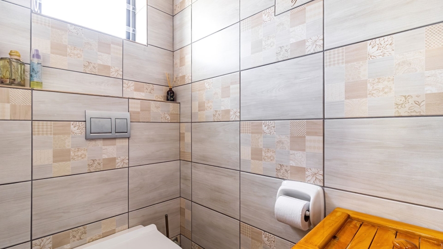 3 Bedroom Property for Sale in Yzerfontein Western Cape